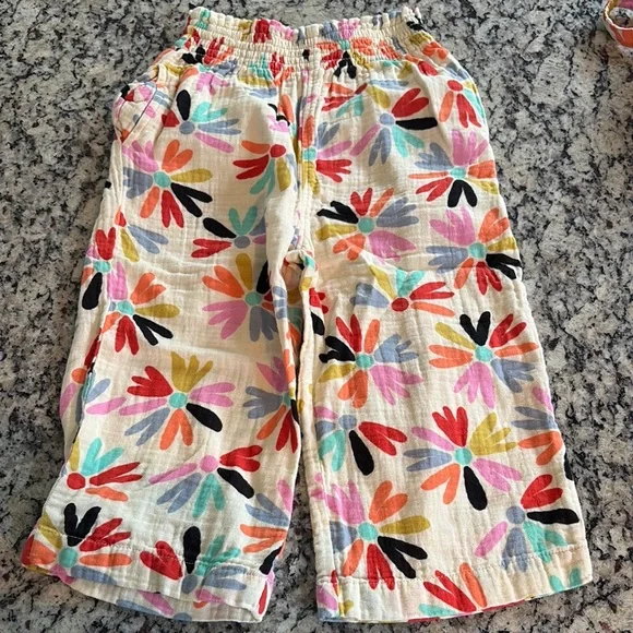 Hanna Andersson Floral Outfit Set - Picture 5 of 7